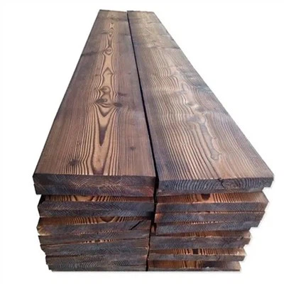 Planche en bois massif carbonisé